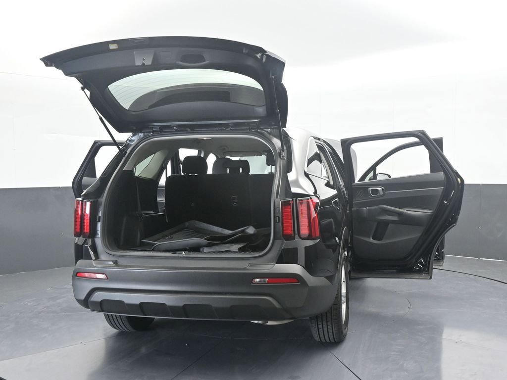 Used 2022 Kia Sorento LX image 72