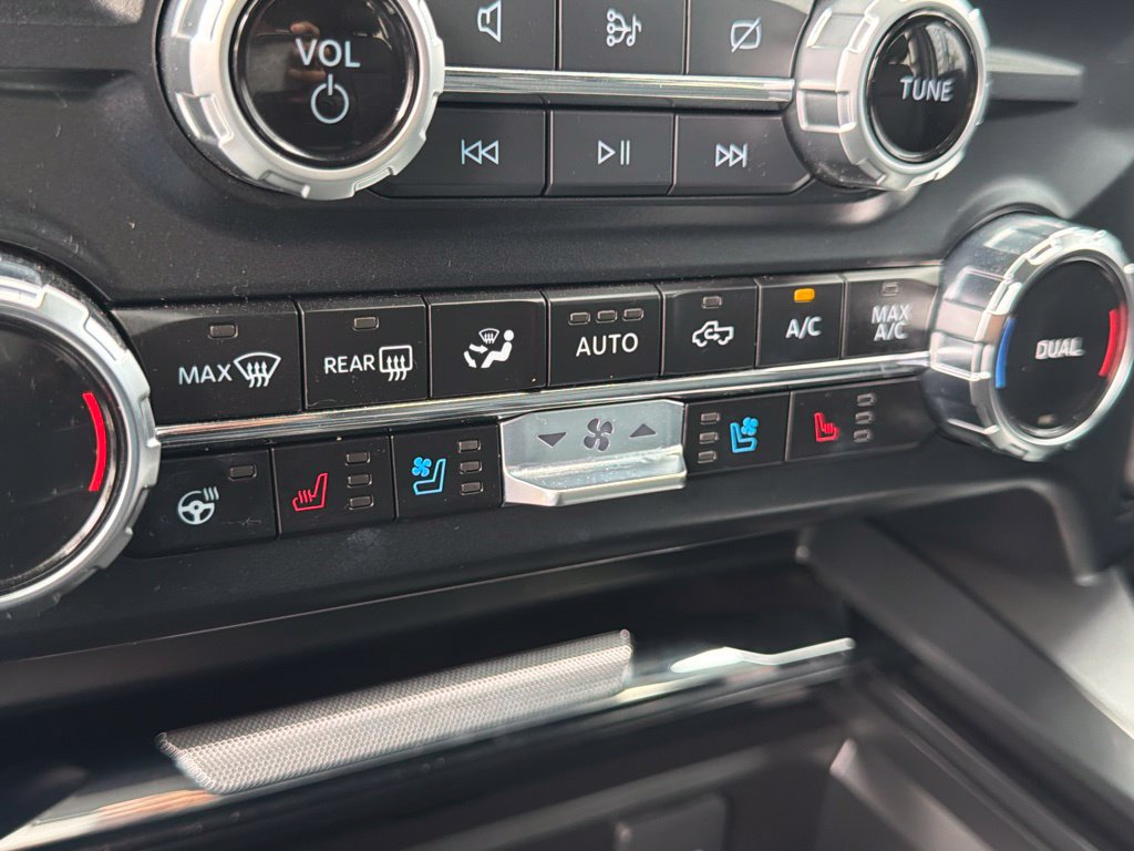 Certified 2023 Ford F250 Lariat w/ Sport Appearance Package AWD/4WD image 31
