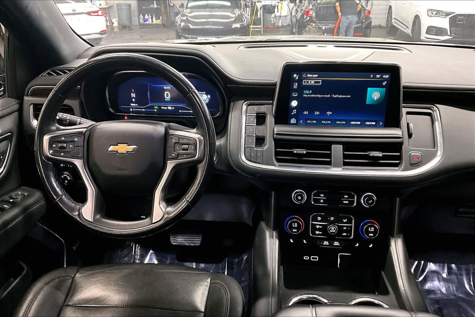 Used 2022 Chevrolet Suburban LT image 15