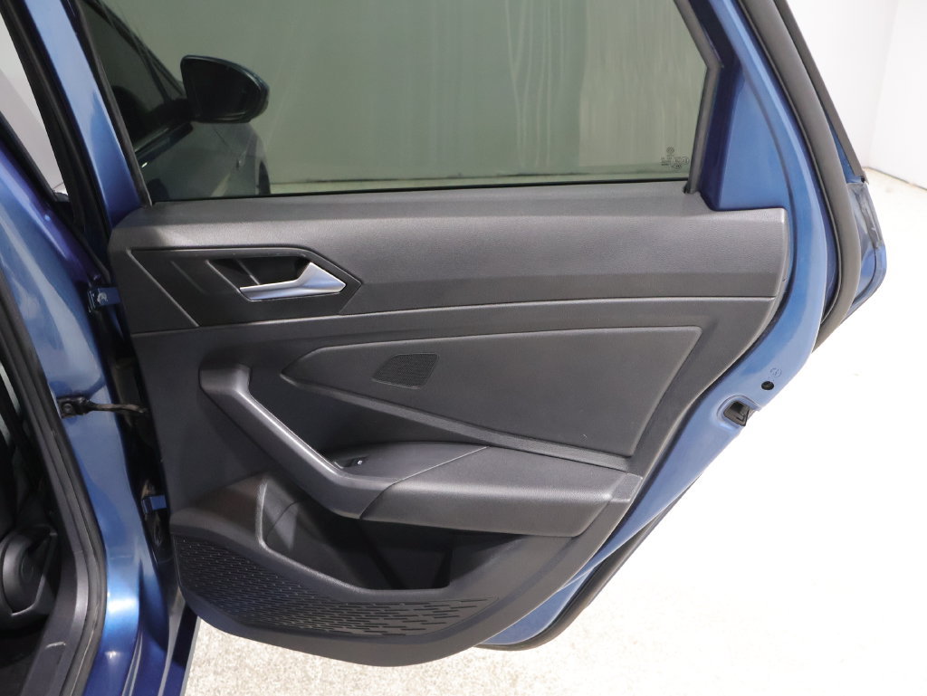 Used 2019 Volkswagen Jetta SEL FWD image 19