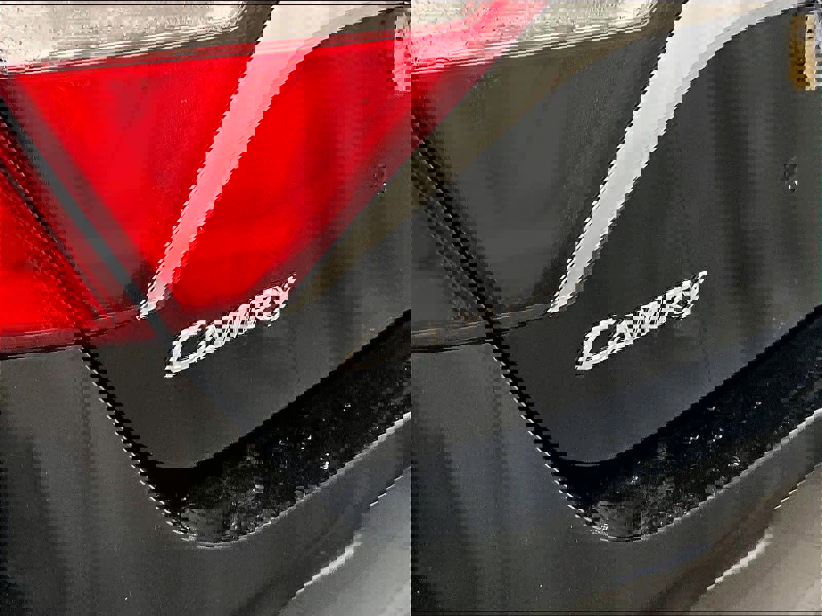 Used 2017 Toyota Camry LE image 28