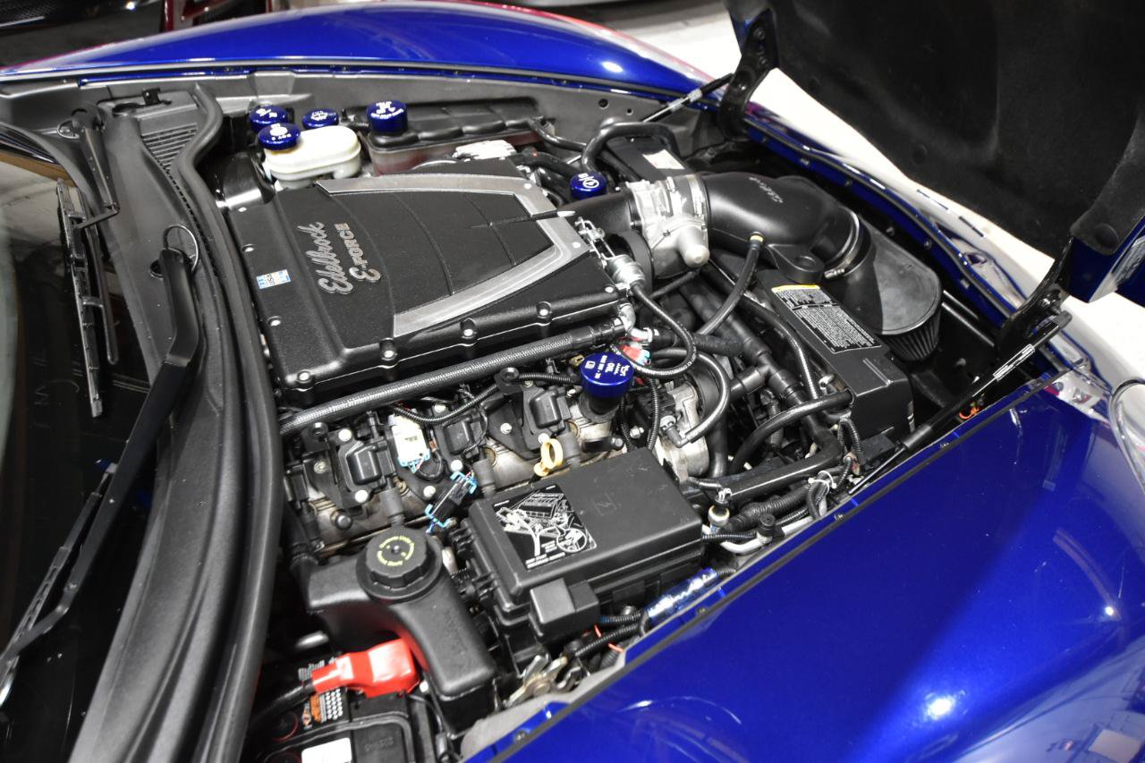Used 2007 Chevrolet Corvette Coupe w/ Performance Package RWD image 45