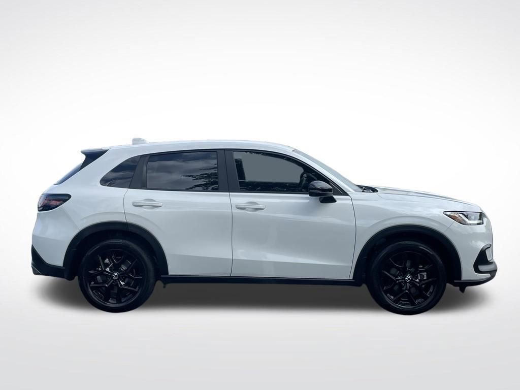 Certified 2025 Honda HR-V Sport image 7