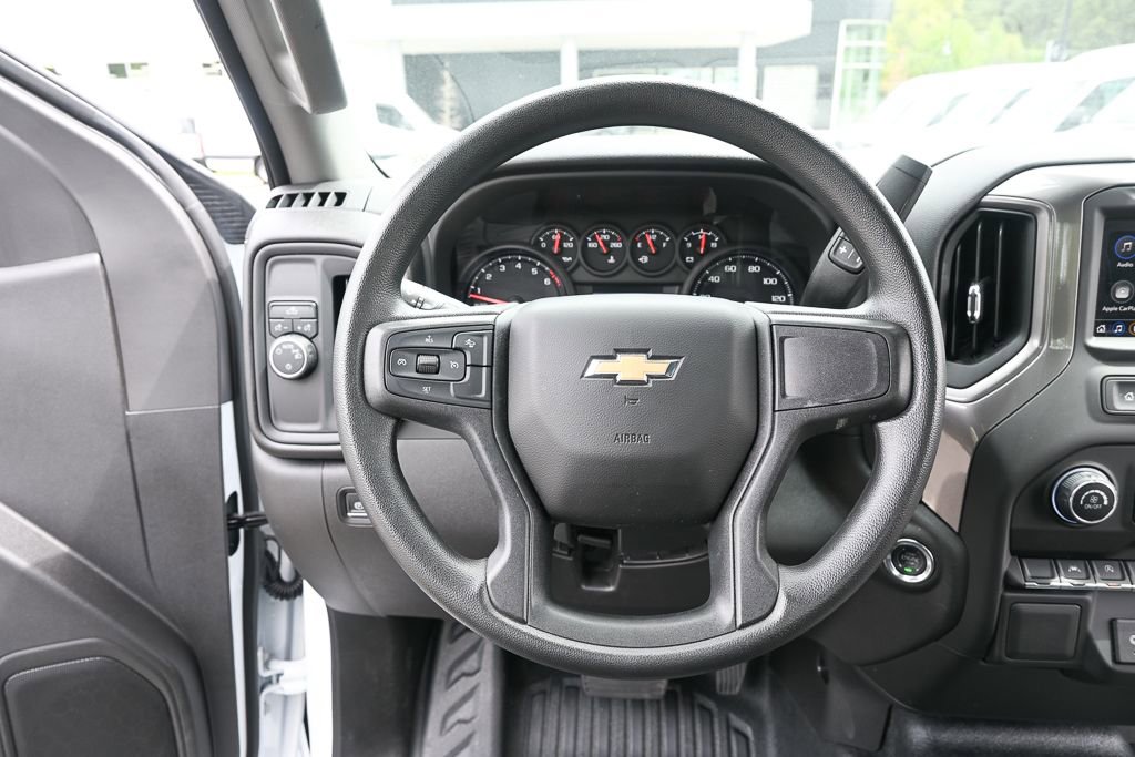 Used 2025 Chevrolet Silverado 1500 W/T image 2