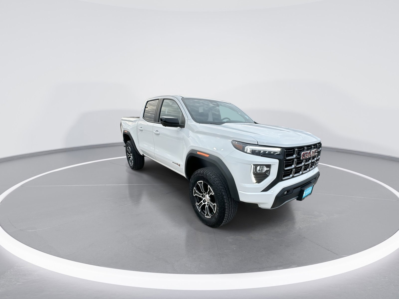 Used 2024 GMC Canyon AT4 w/ Technology Package AWD/4WD image 2