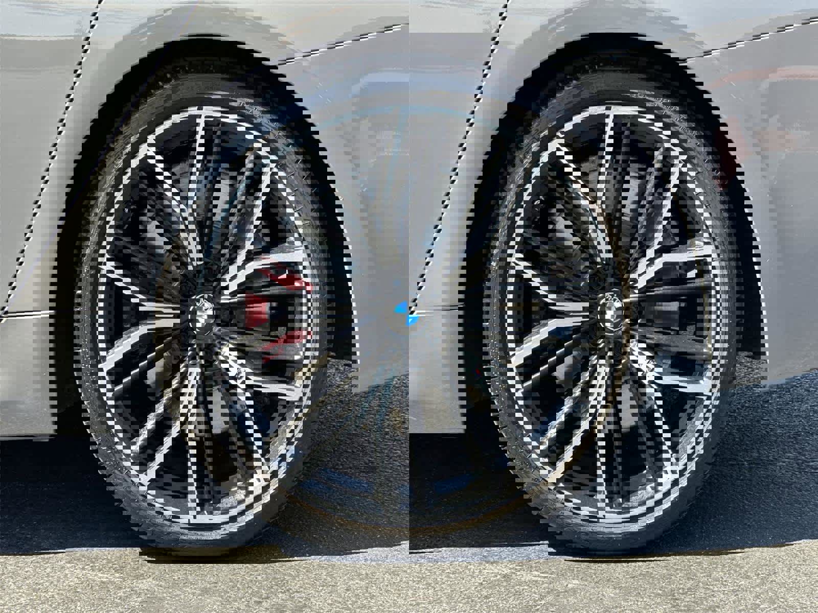 Used 2021 BMW M550i xDrive w/ Executive Package image 8