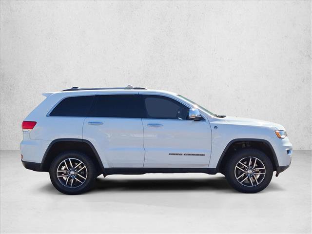 Used 2018 Jeep Grand Cherokee Limited AWD/4WD image 4