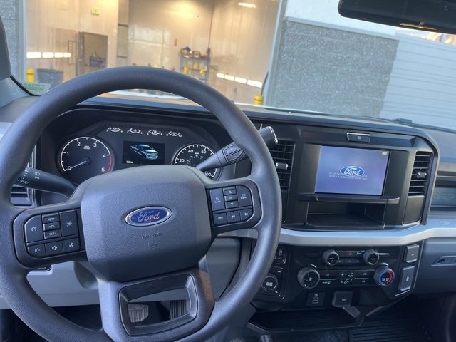 New 2026 Ford F550 4x4 Crew Cab Super Duty image 14