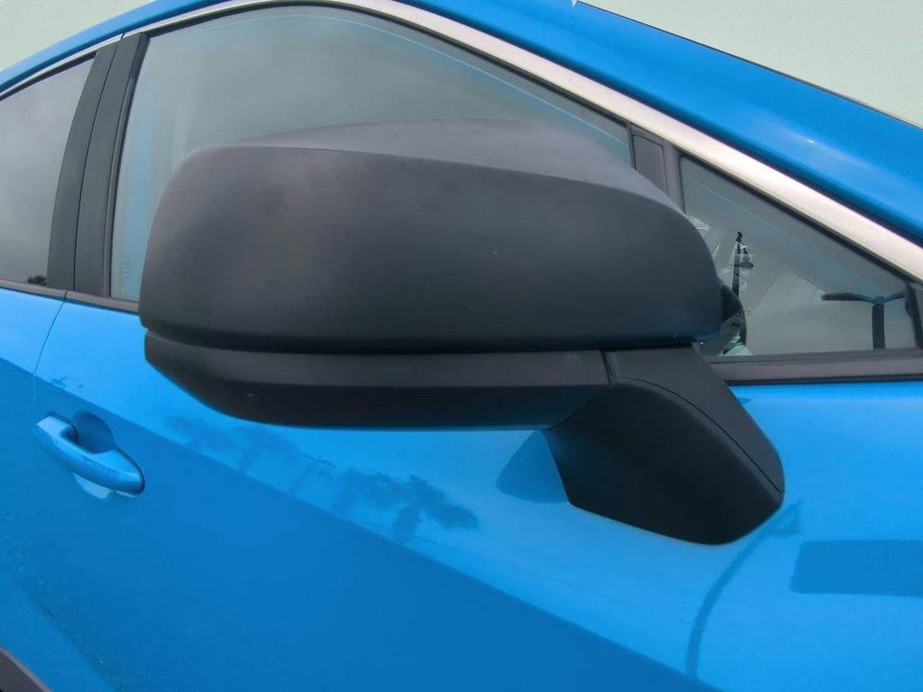 Used 2019 Toyota RAV4 LE image 12
