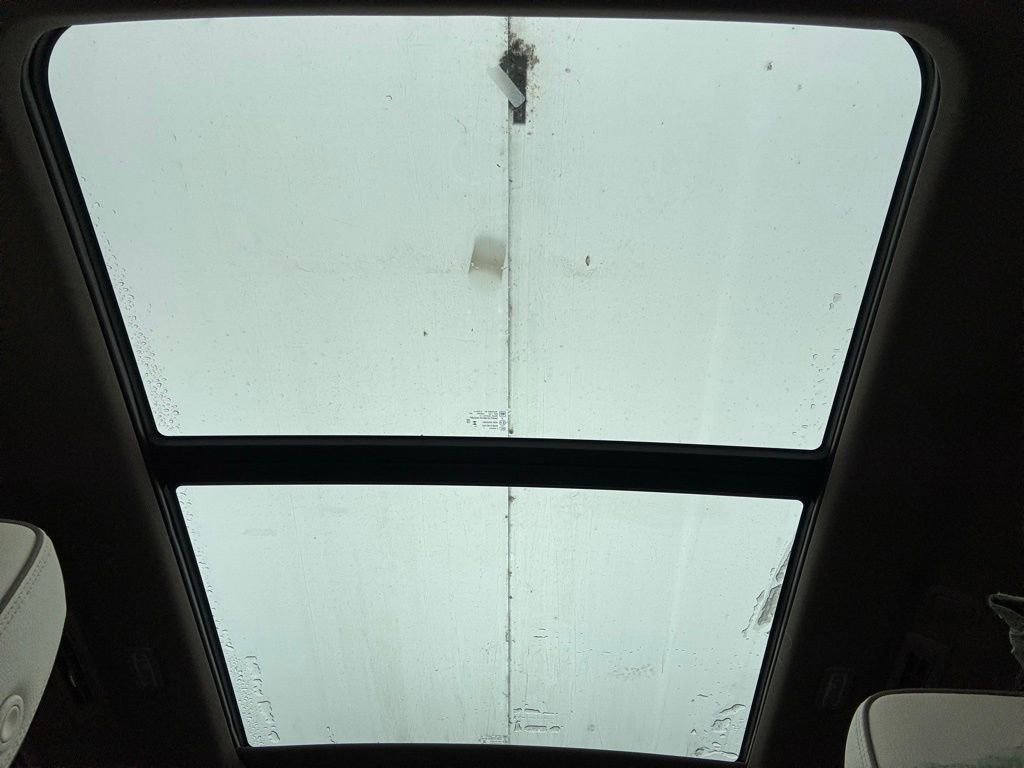 New 2026 GMC Yukon Denali w/ Sun & Power Step Package image 4