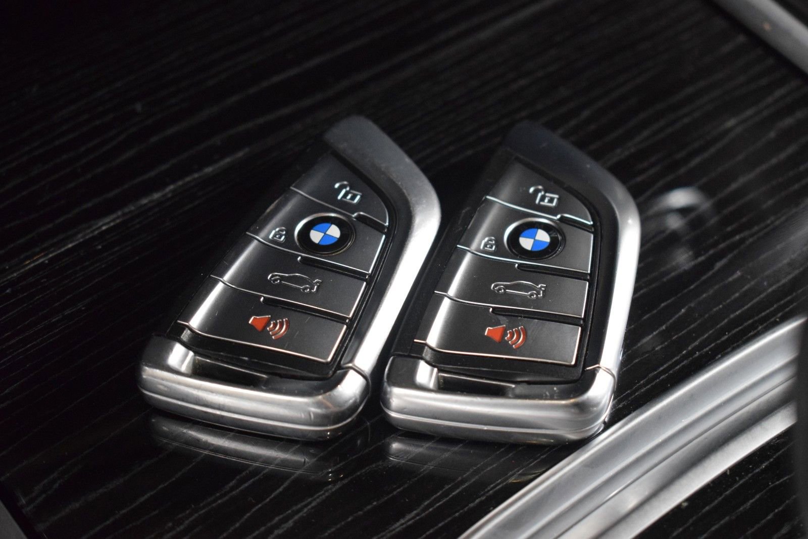 Used 2022 BMW 750i xDrive w/ Executive Package image 39