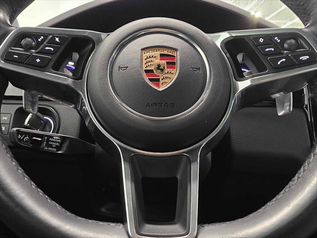 Used 2023 Porsche Cayenne AWD/4WD image 26