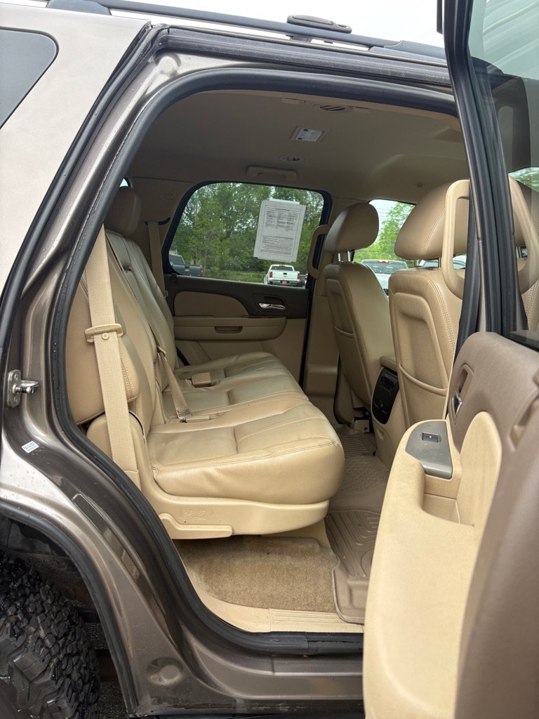 Used 2011 Chevrolet Tahoe LT w/ Suspension Package, Off-Road AWD/4WD image 12