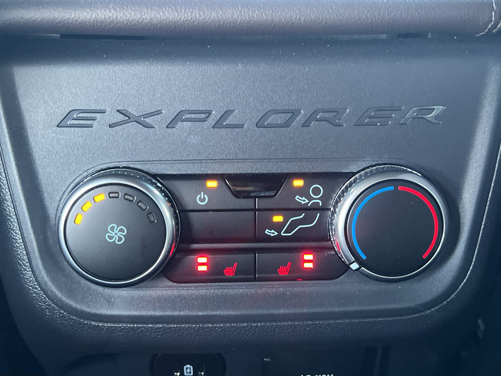 Used 2026 Ford Explorer Platinum AWD/4WD image 37