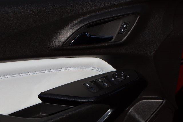 Certified 2025 Chevrolet Trax LT image 17