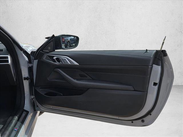 Used 2025 BMW M440i Convertible RWD image 10