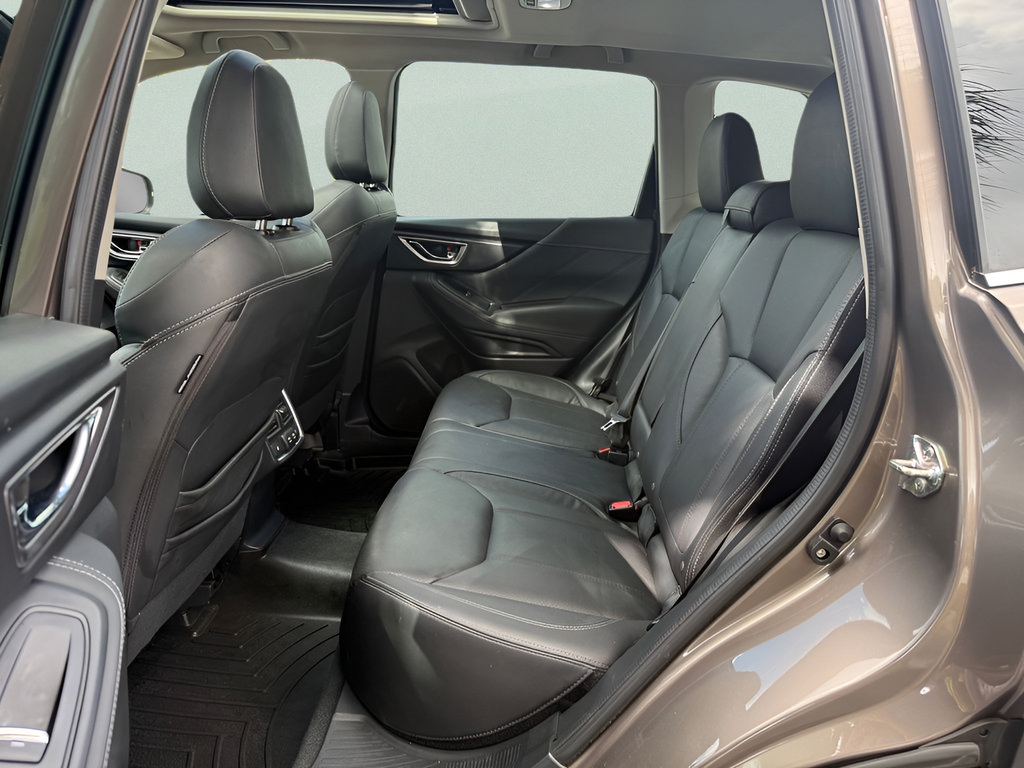 Used 2023 Subaru Forester Touring AWD/4WD image 11