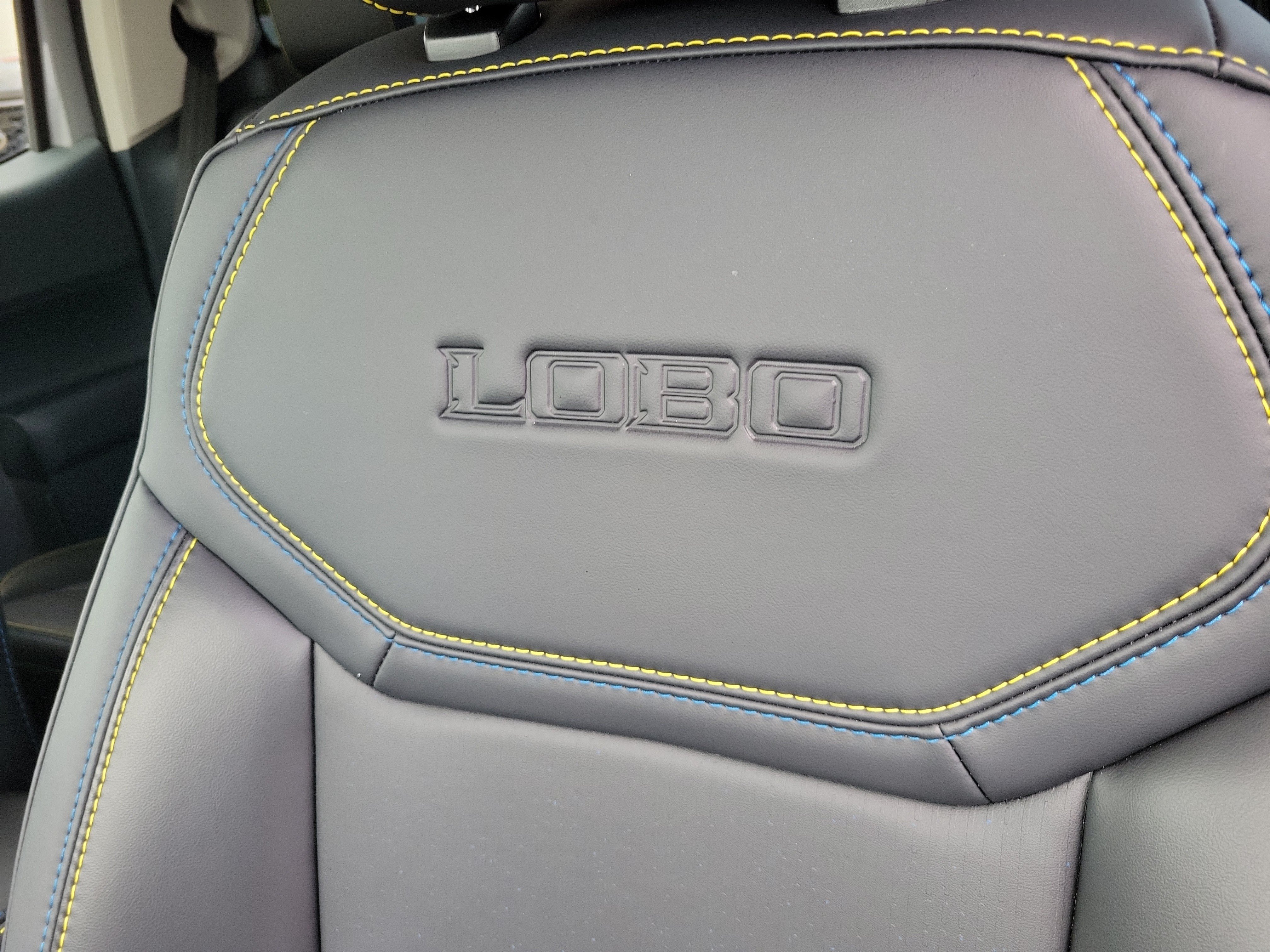Used 2026 Ford Maverick Lobo AWD/4WD image 13