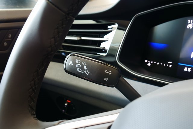 New 2025 Volkswagen Jetta SE image 25