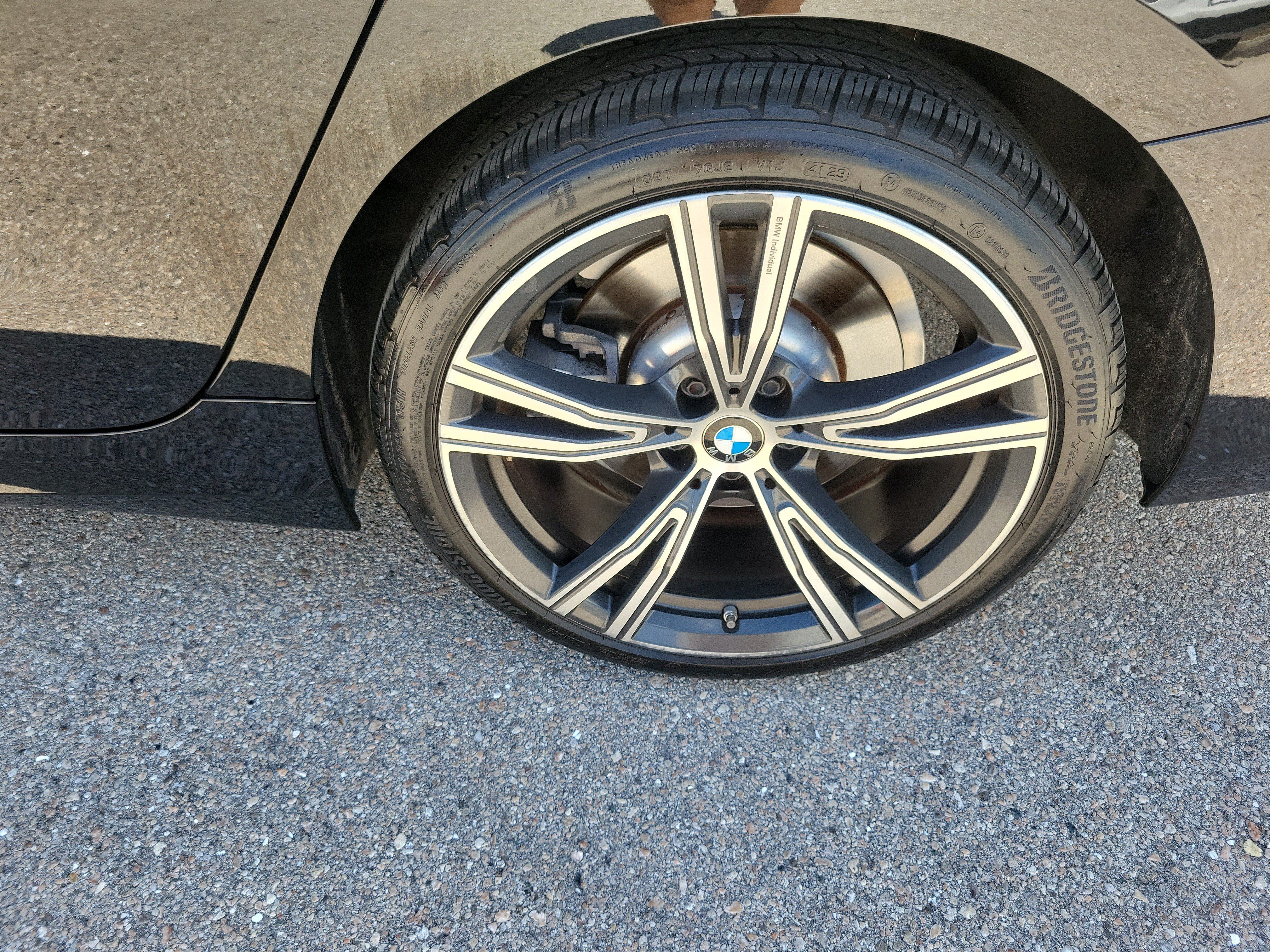 Used 2024 BMW 330i Sedan w/ Convenience Package RWD image 27