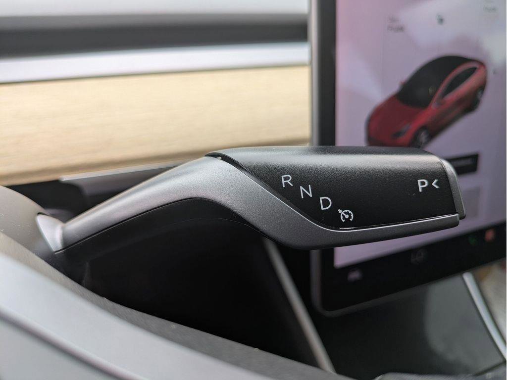 Used 2018 Tesla Model 3 Mid Range image 26