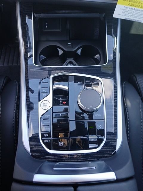 New 2026 BMW X5 xDrive50e image 22