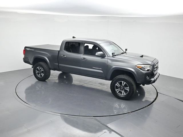 Used 2016 Toyota Tacoma TRD Sport RWD image 38