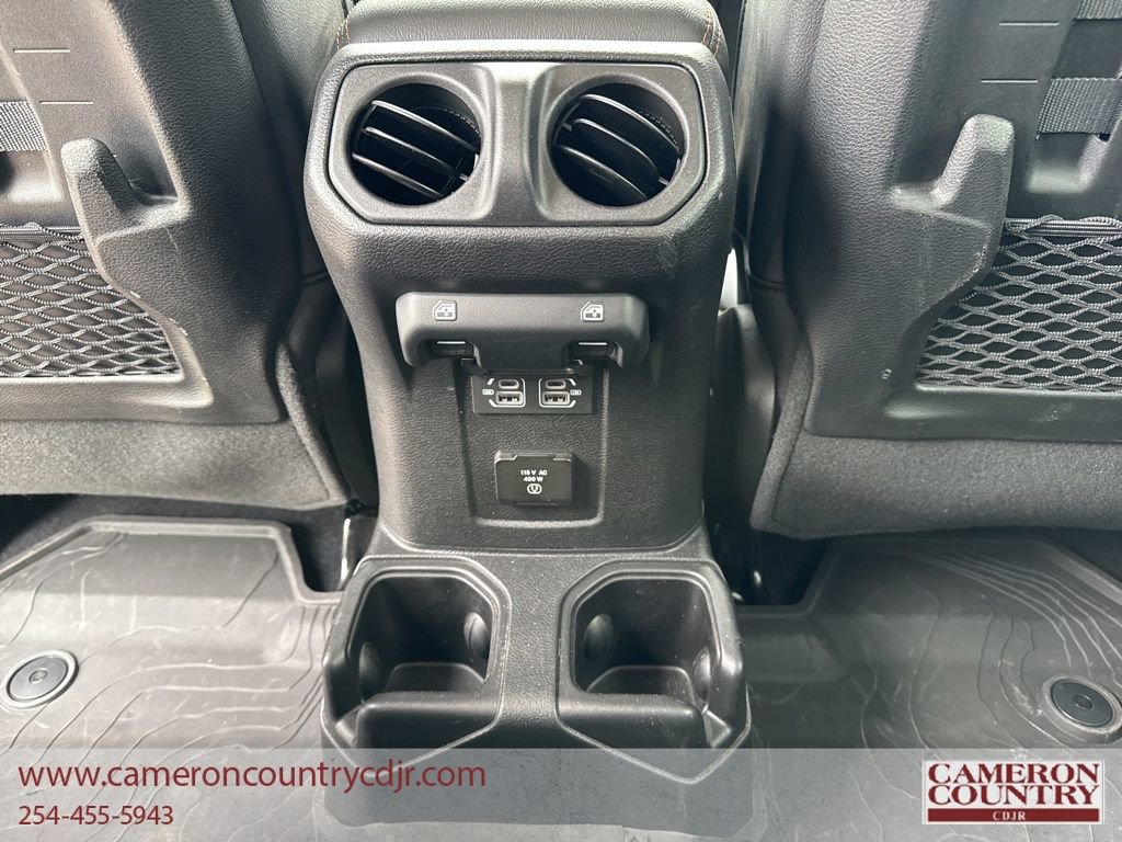 Used 2023 Jeep Gladiator Mojave w/ Cold Weather Group AWD/4WD image 14