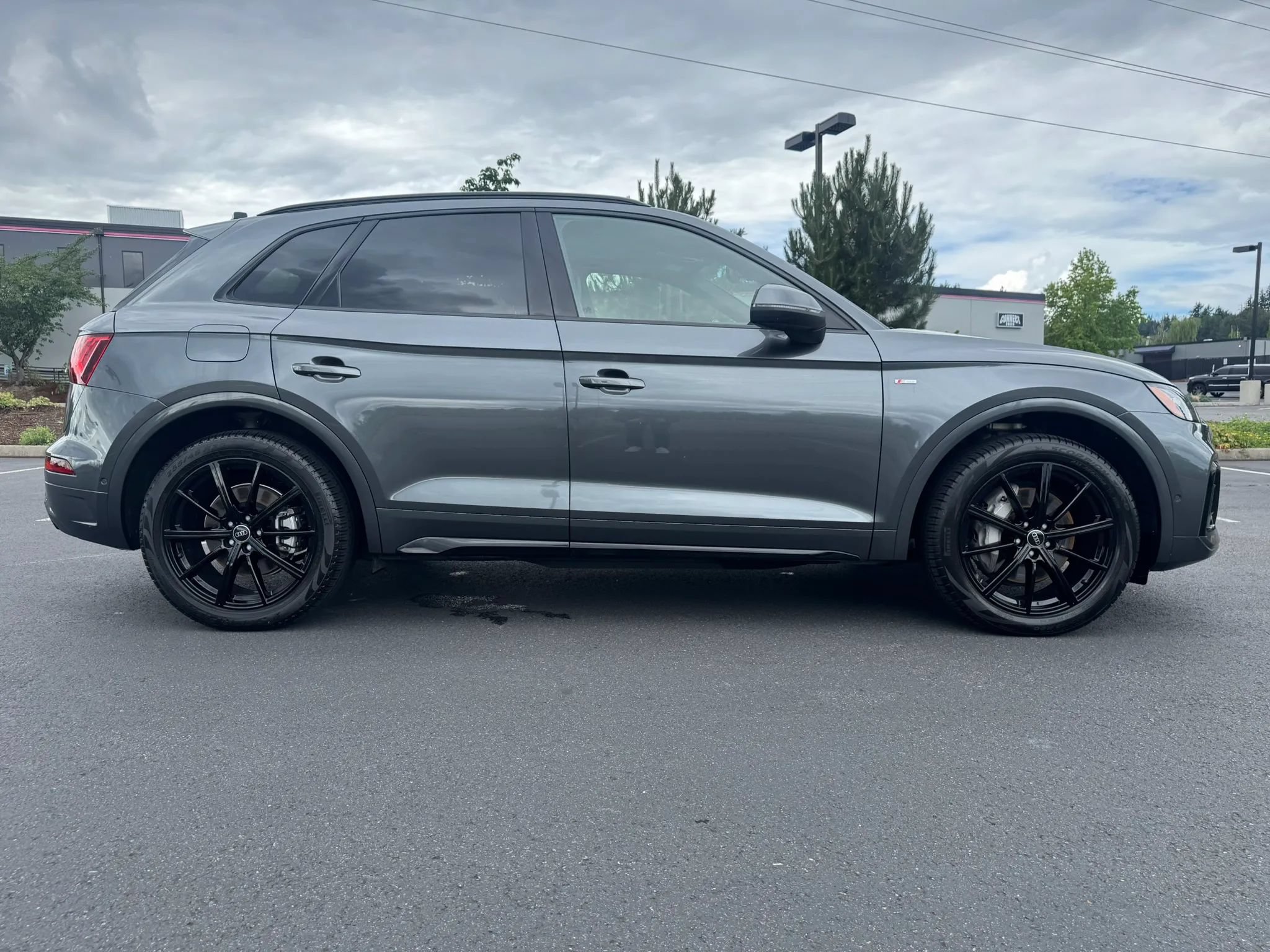 Used 2023 Audi Q5 e Prestige w/ Prestige Package AWD/4WD image 12