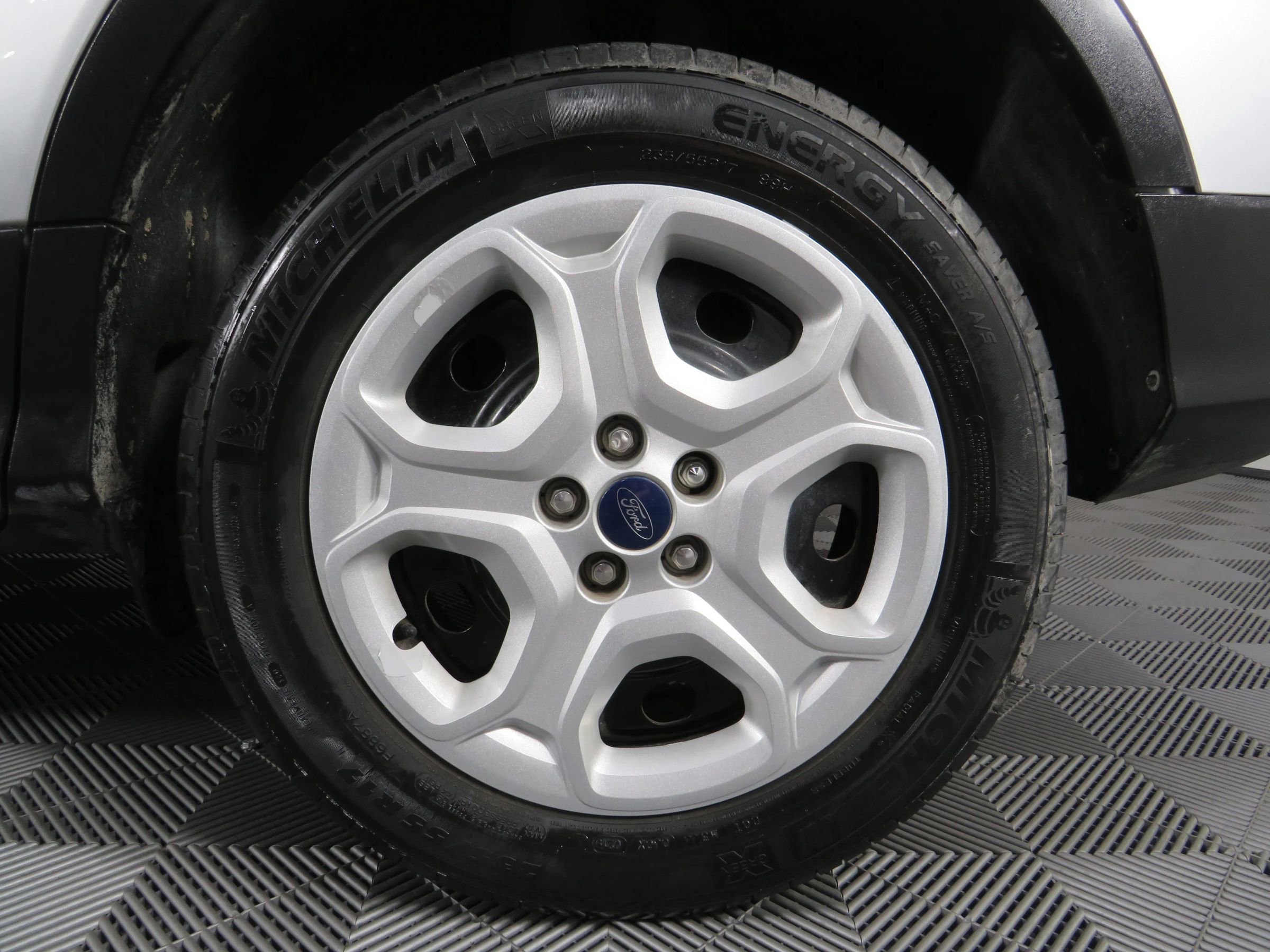 Used 2019 Ford Escape S FWD image 42