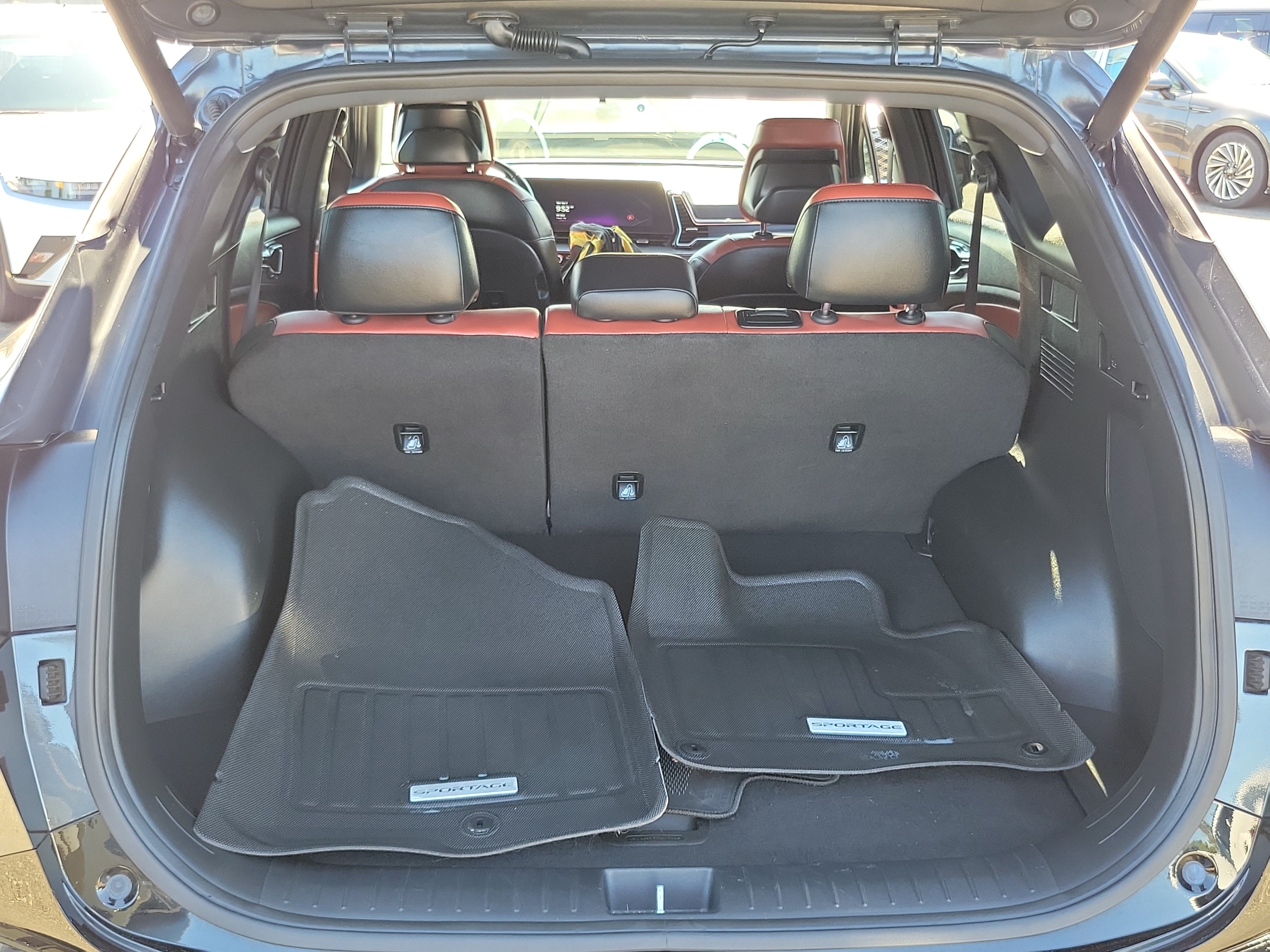 Used 2024 Kia Sportage SX FWD image 17