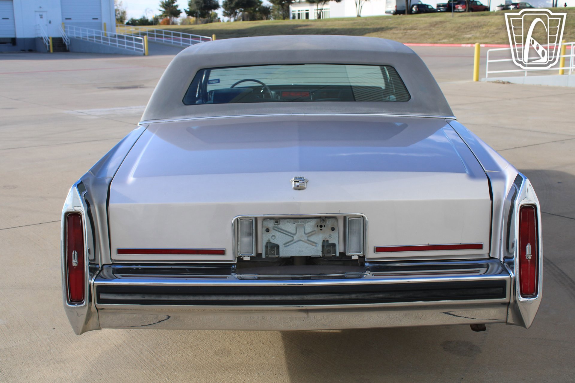 Used 1987 Cadillac Brougham image 12