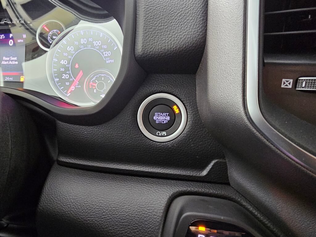 New 2026 RAM 1500 Big Horn AWD/4WD image 26