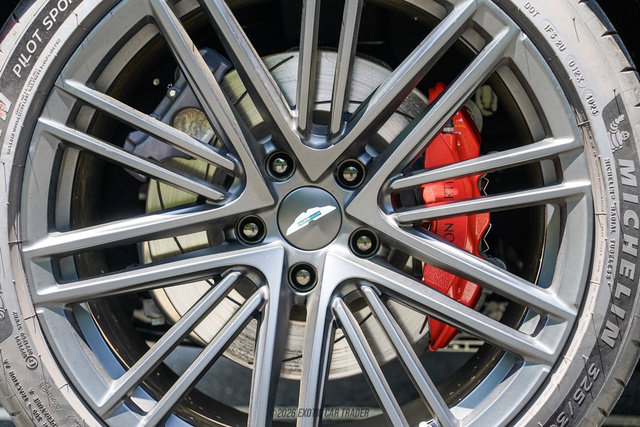 Used 2024 Aston Martin DB12 Coupe RWD image 58