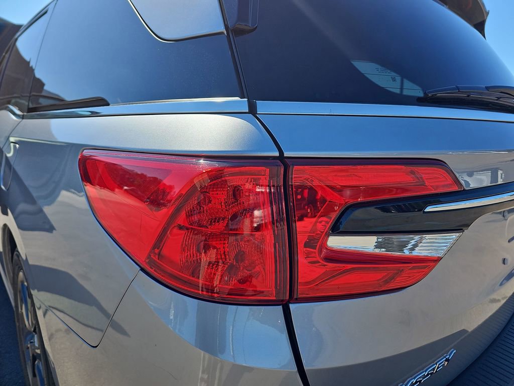 Used 2022 Honda Odyssey Elite image 39