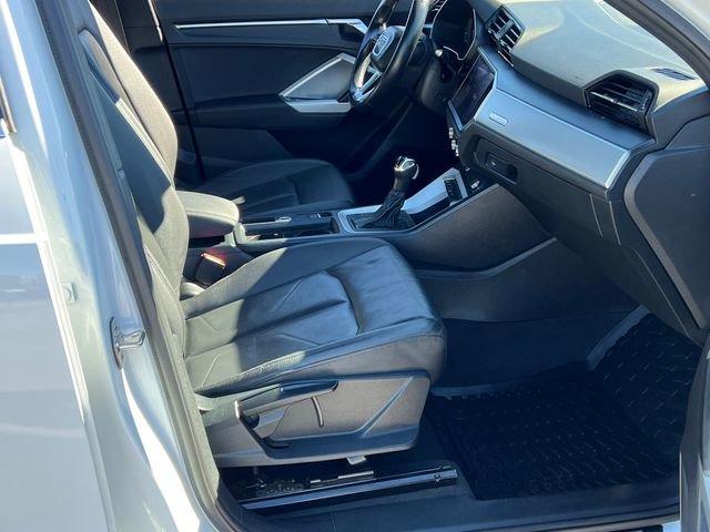 Used 2020 Audi Q3 2.0T Premium w/ Convenience Package image 24