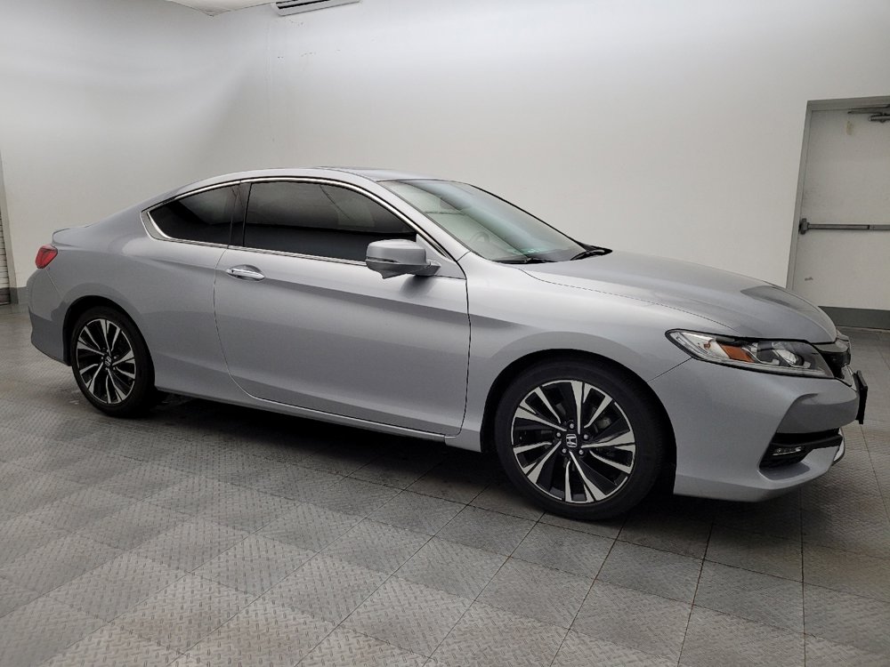 Used 2017 Honda Accord EX-L image 11