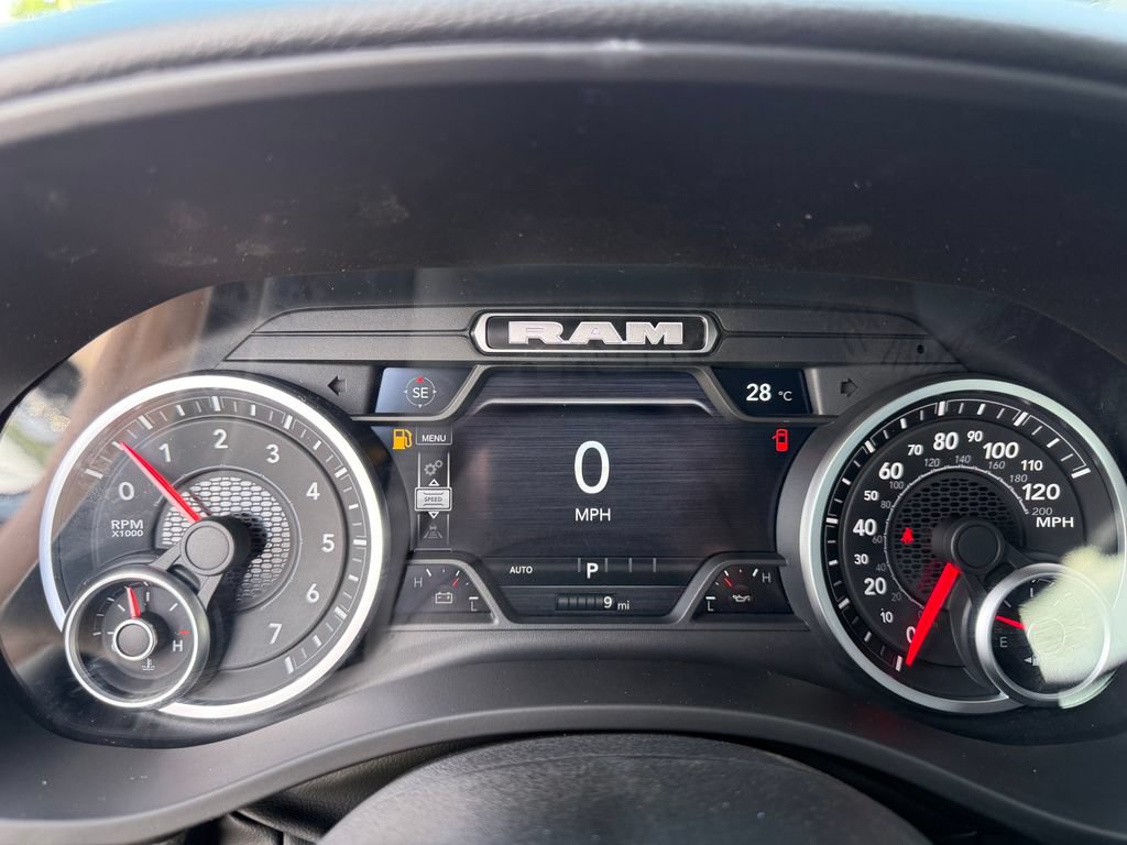New 2026 RAM 1500 Big Horn AWD/4WD image 15