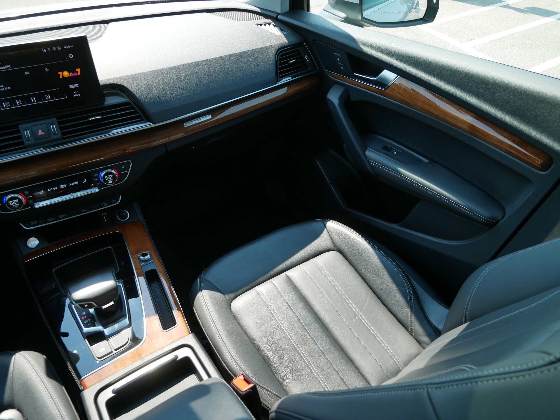 Used 2022 Audi Q5 2.0T Premium Plus w/ Premium Plus Package image 11