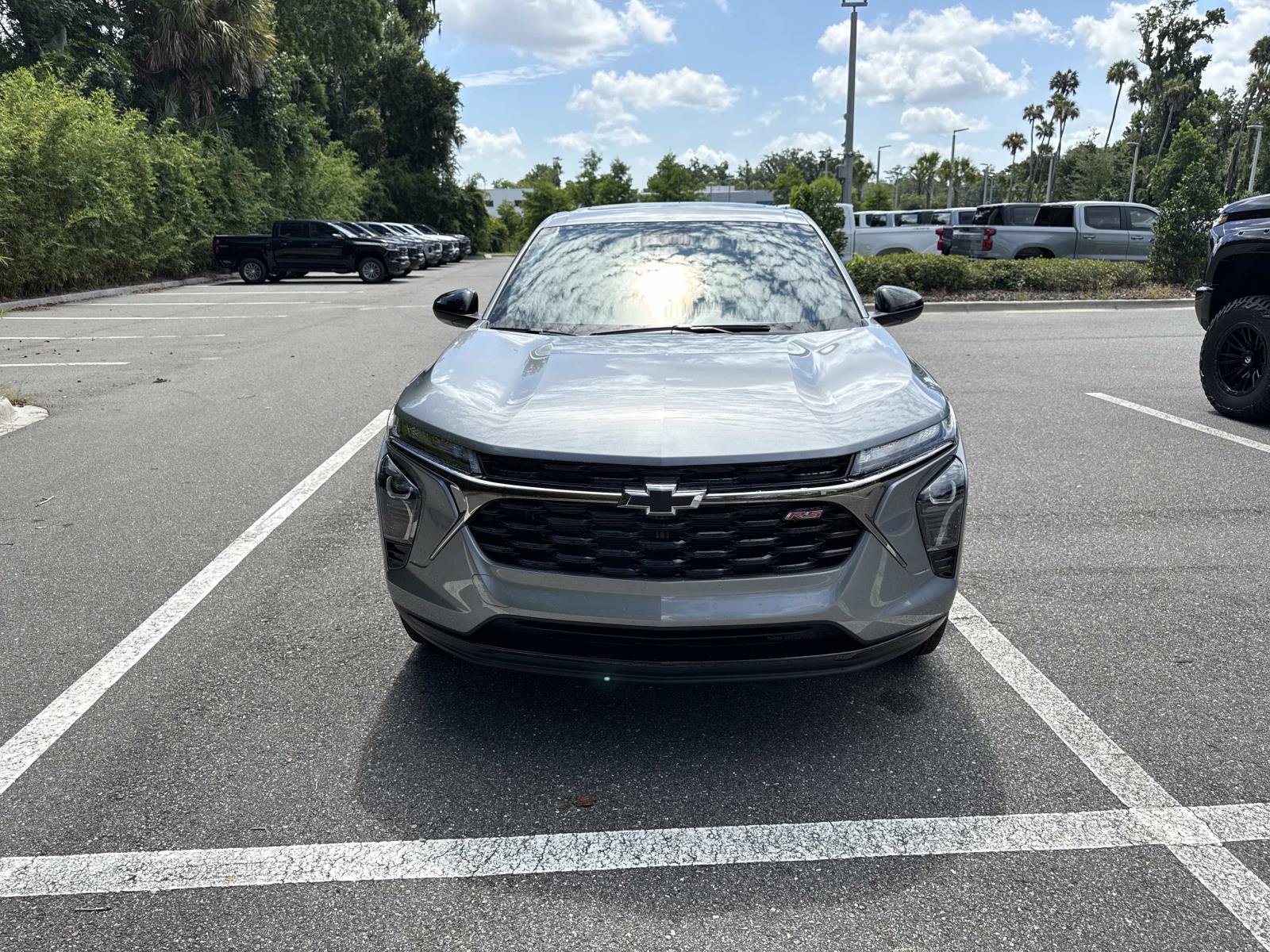 New 2026 Chevrolet Trax RS w/ Sunroof Package FWD image 8