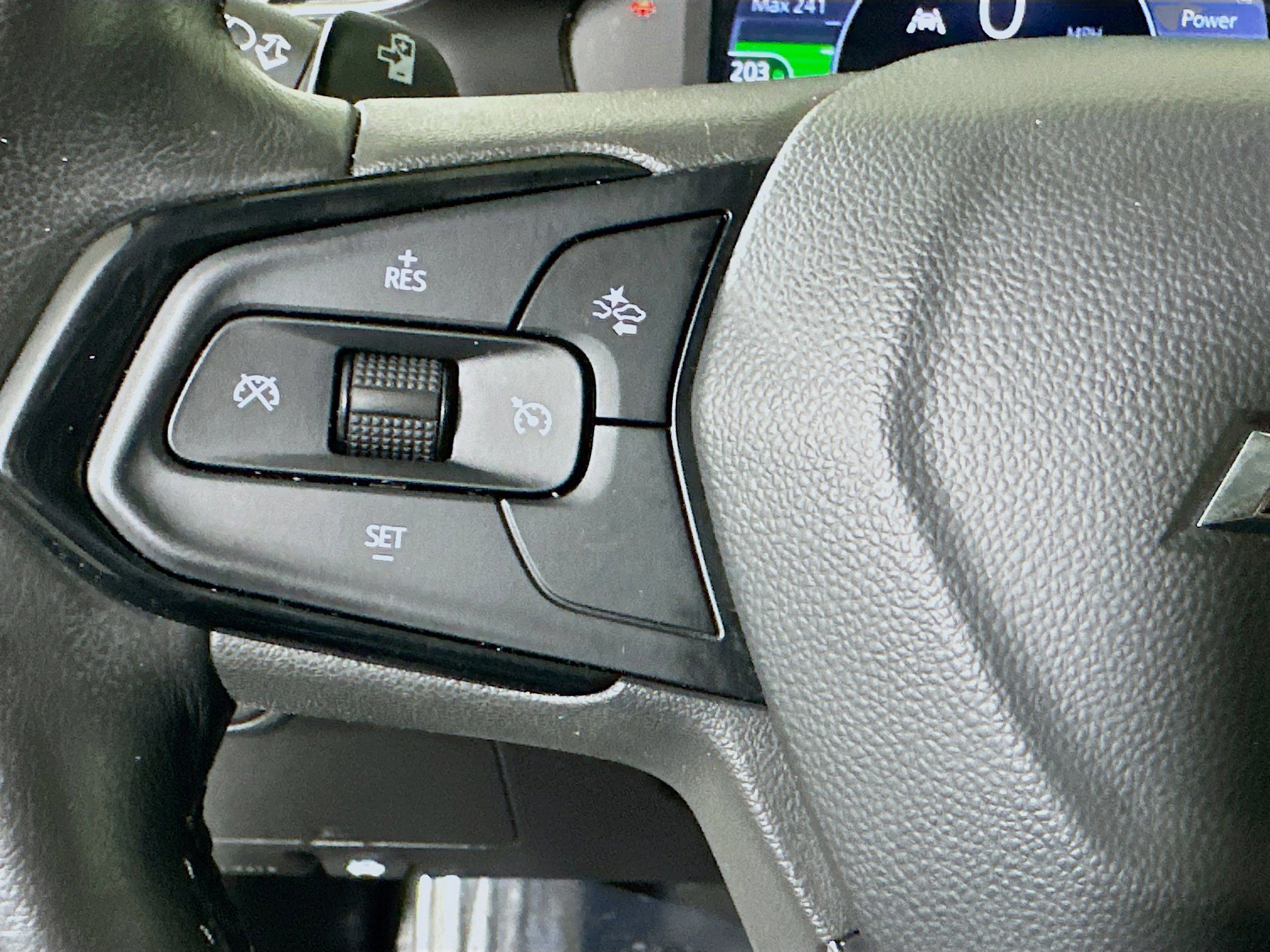 Used 2023 Chevrolet Bolt EUV LT w/ Convenience Package image 16