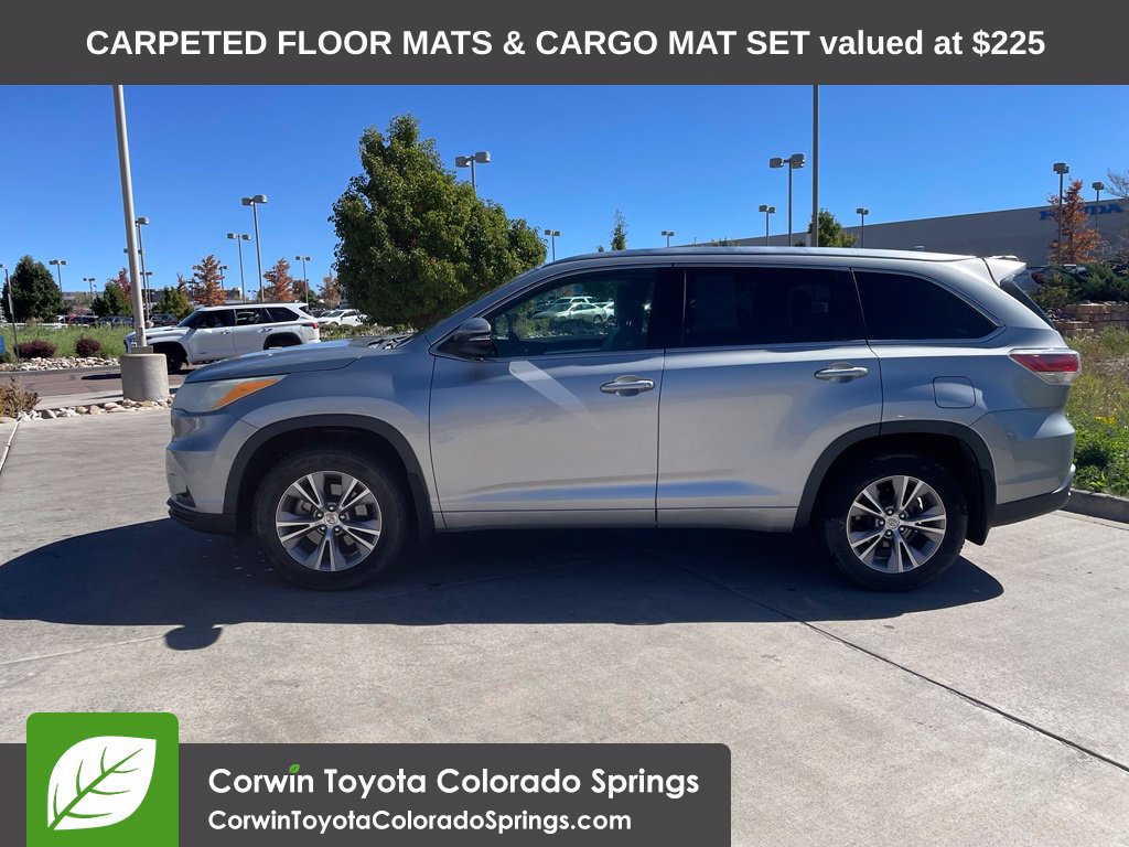 Used 2014 Toyota Highlander XLE AWD/4WD image 4