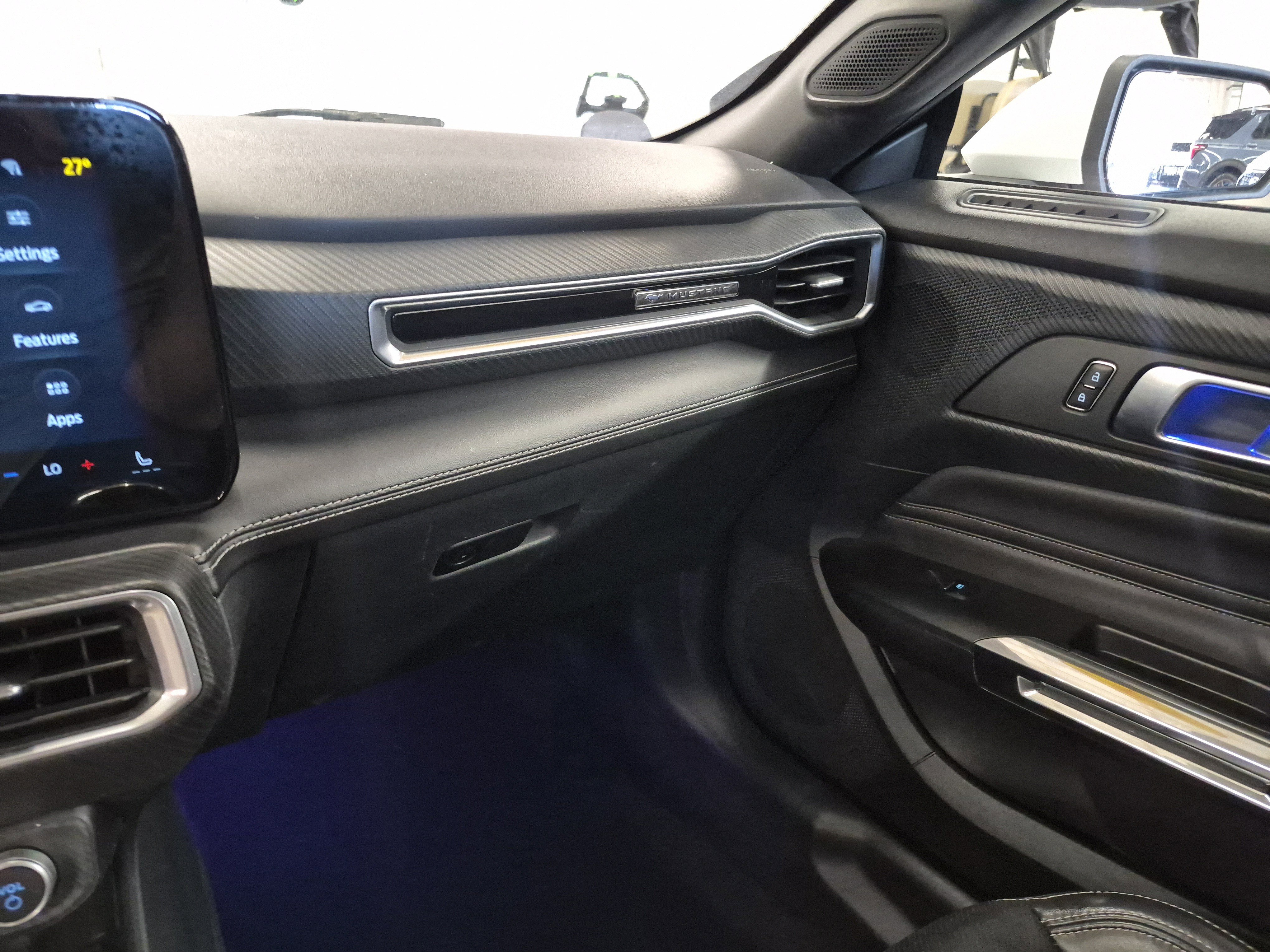 Used 2024 Ford Mustang Premium image 16