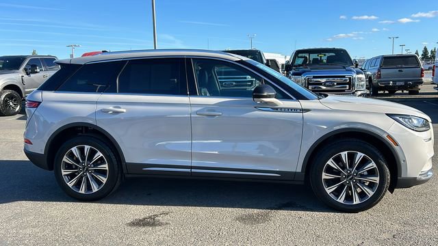 Used 2022 Lincoln Corsair Reserve image 2