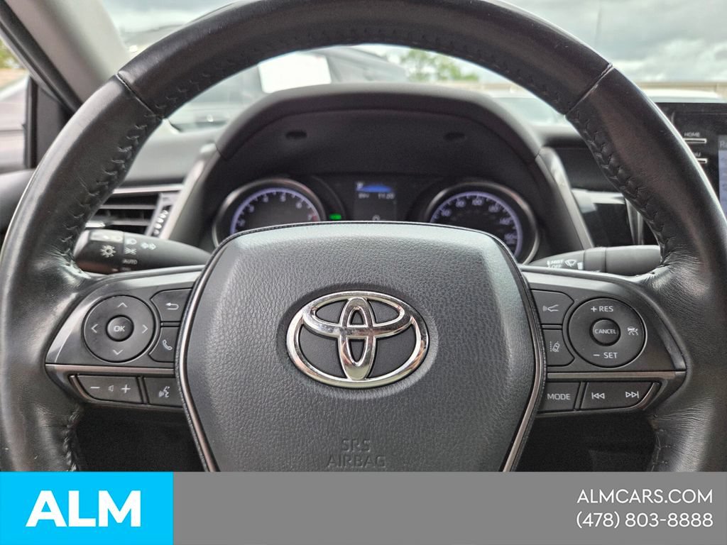 Used 2022 Toyota Camry SE w/ Convenience Package FWD image 20