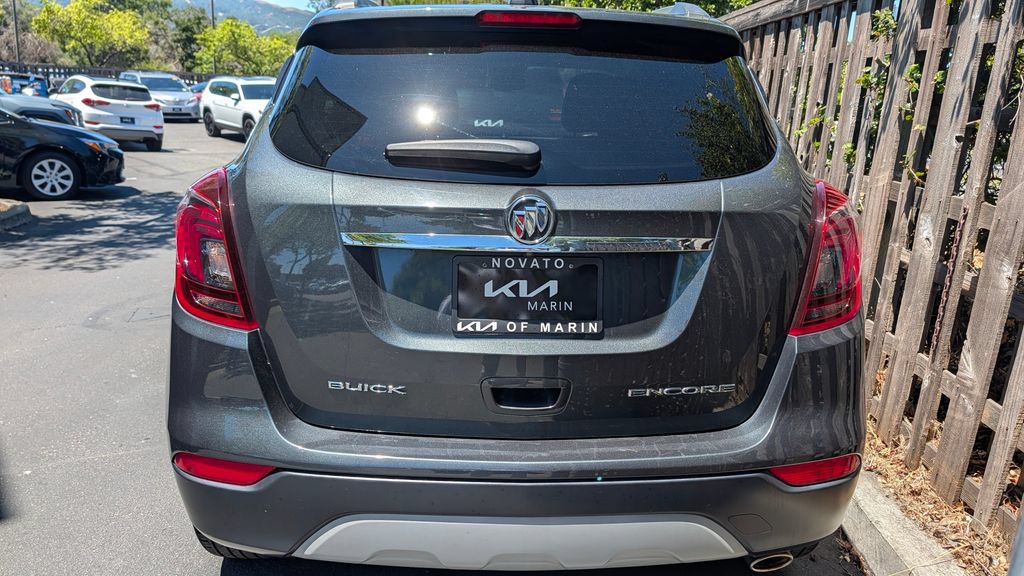 Used 2018 Buick Encore Preferred FWD image 4