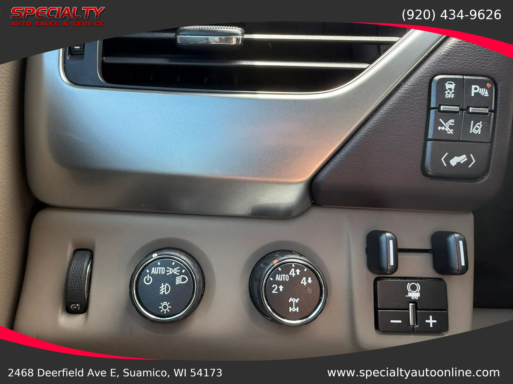 Used 2015 Chevrolet Tahoe LTZ w/ Max Trailering Package AWD/4WD image 32