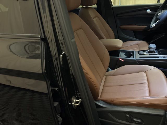 Used 2025 Audi Q5 2.0T Premium image 23