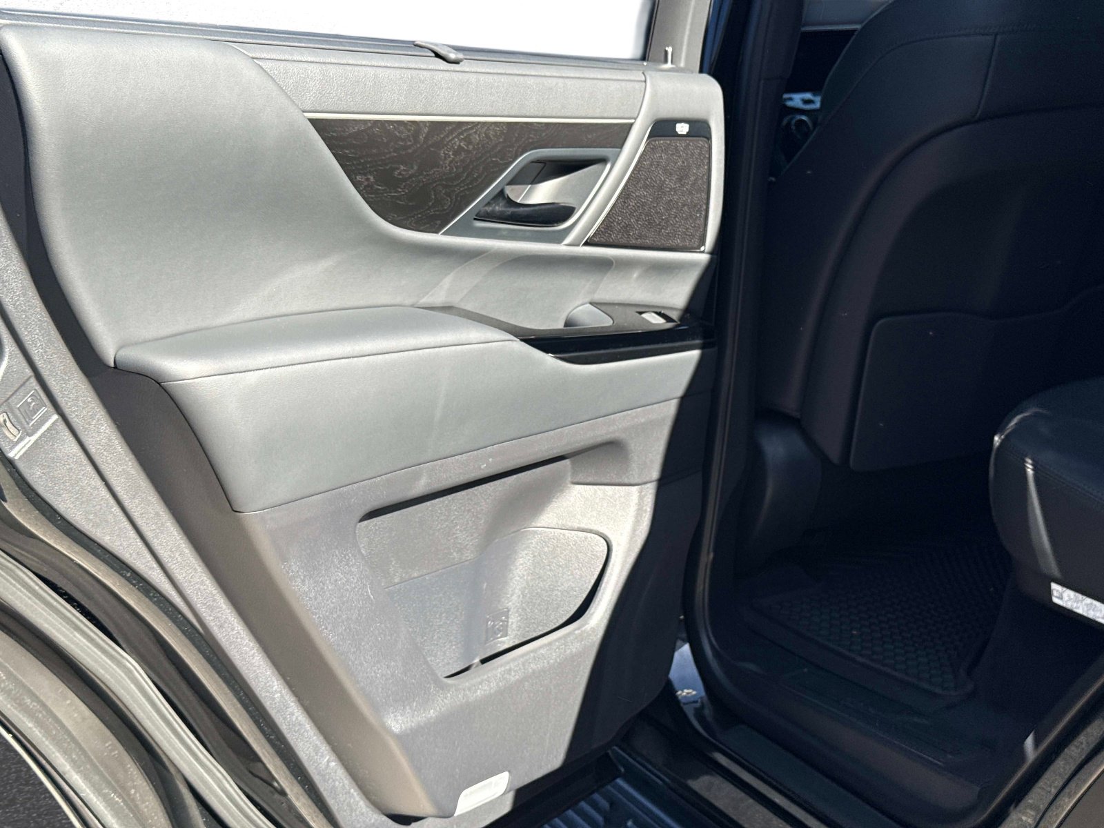 Certified 2025 Lexus LX 700h Overtrail image 13