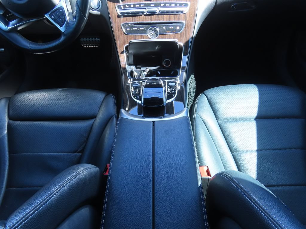 Used 2015 Mercedes-Benz C 300 Sedan image 9